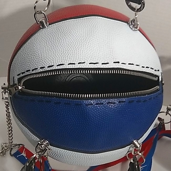 NWT HANDMADE "Mommy" & "Mini Me" RED, WHITE & BLUE Basketball Purses 🏀🏀 - Picture 13 of 15